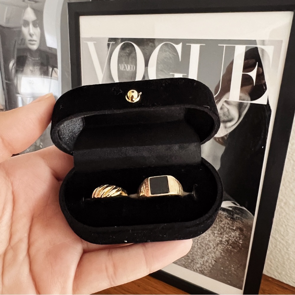 SIGNET RING SET & BOX (BLACK/GOLD)